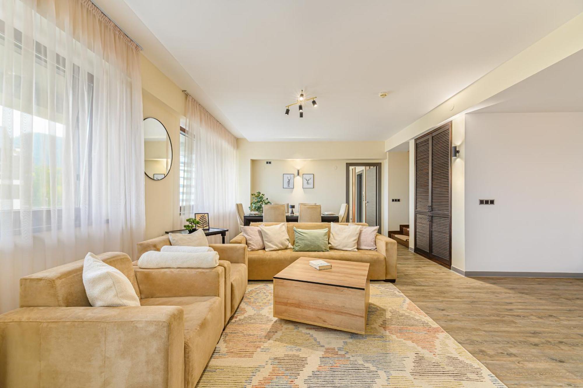B41 Apartment